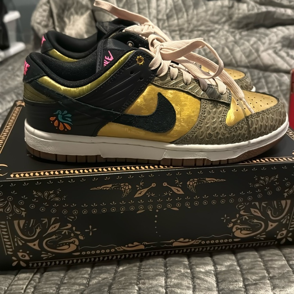 Nike dunk low prm